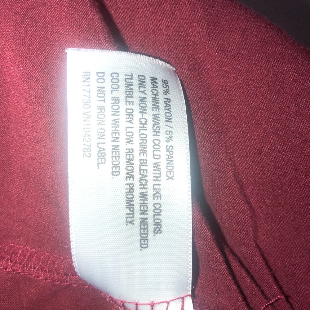 Liz Lange Long Sleeve Maternity Top - Picture 5 of 7